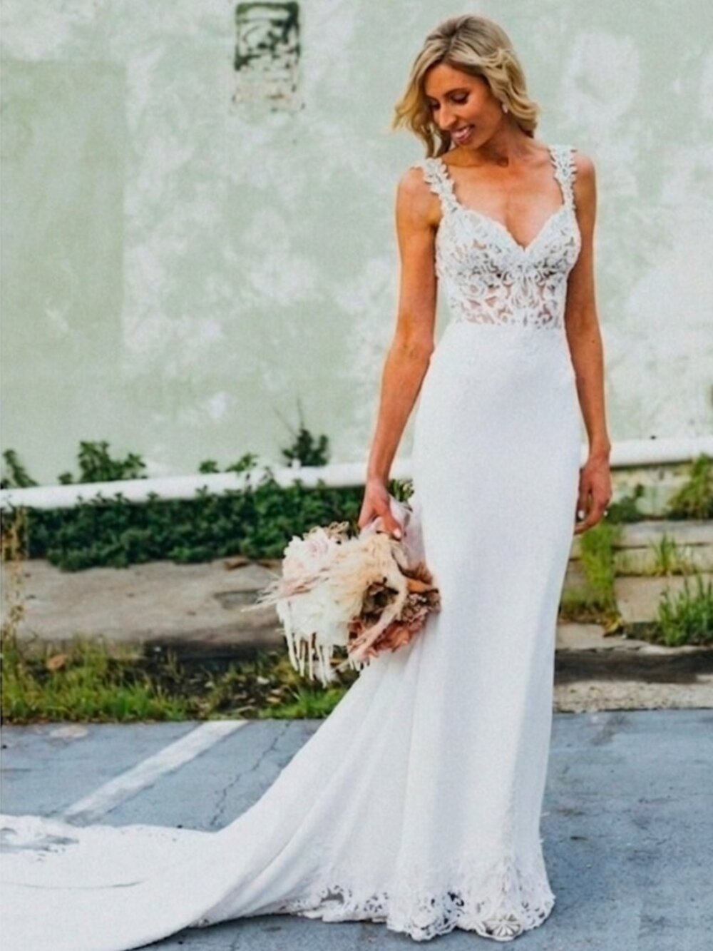 McKinley Wedding Dress from the 2018 Enzoani Collection.